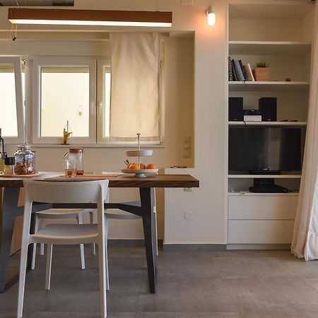 Rodia Beach Suites Kokkinos Pirgos Bagian luar foto