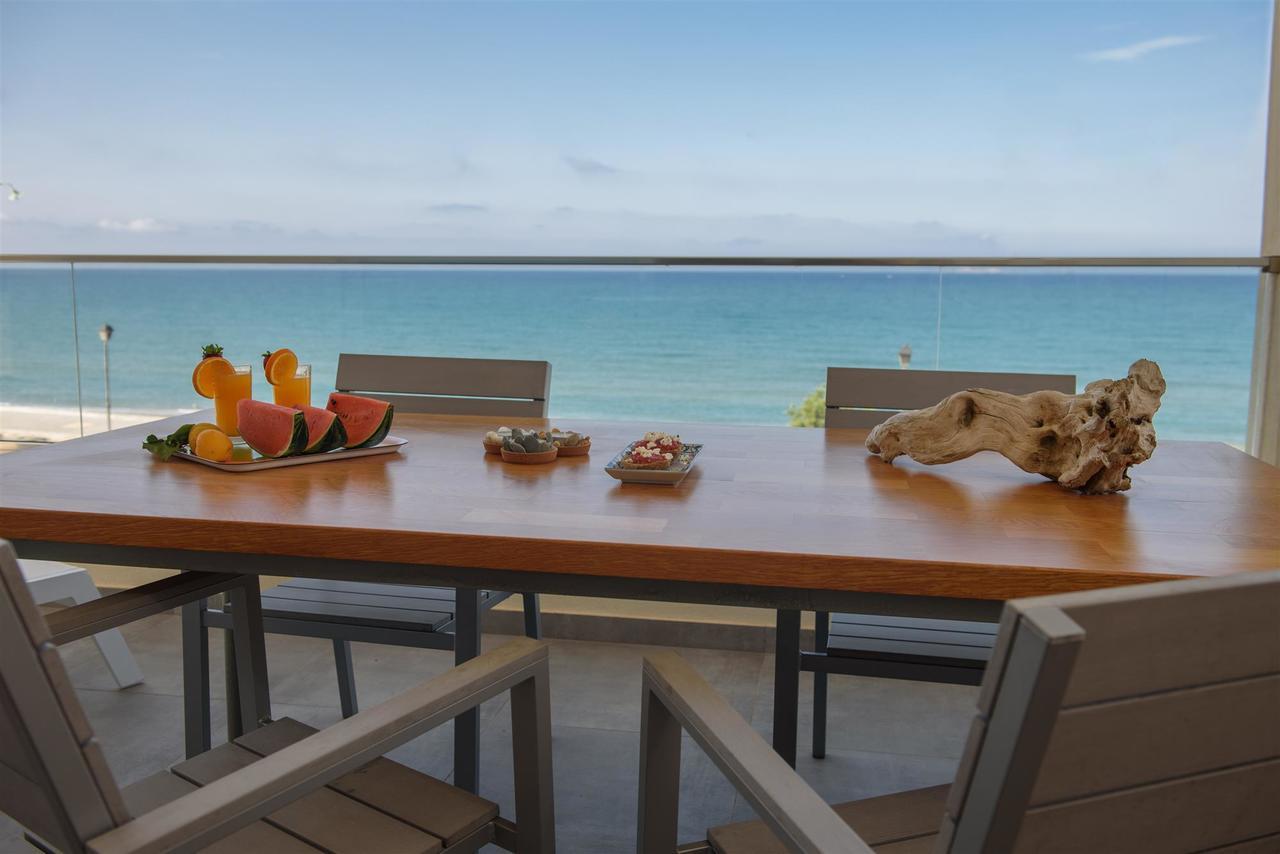 Rodia Beach Suites Kokkinos Pirgos Bagian luar foto