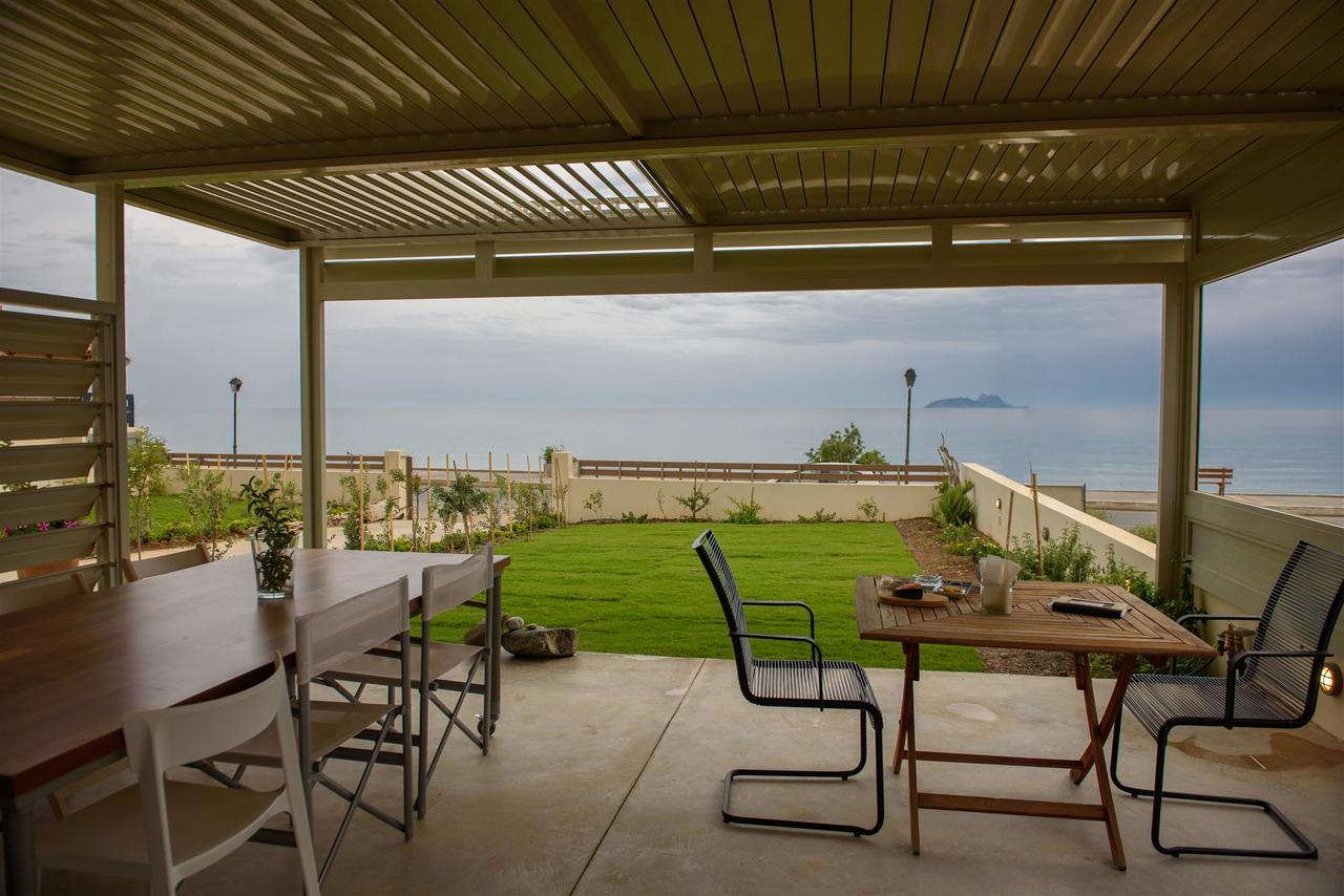 Rodia Beach Suites Kokkinos Pirgos Bagian luar foto