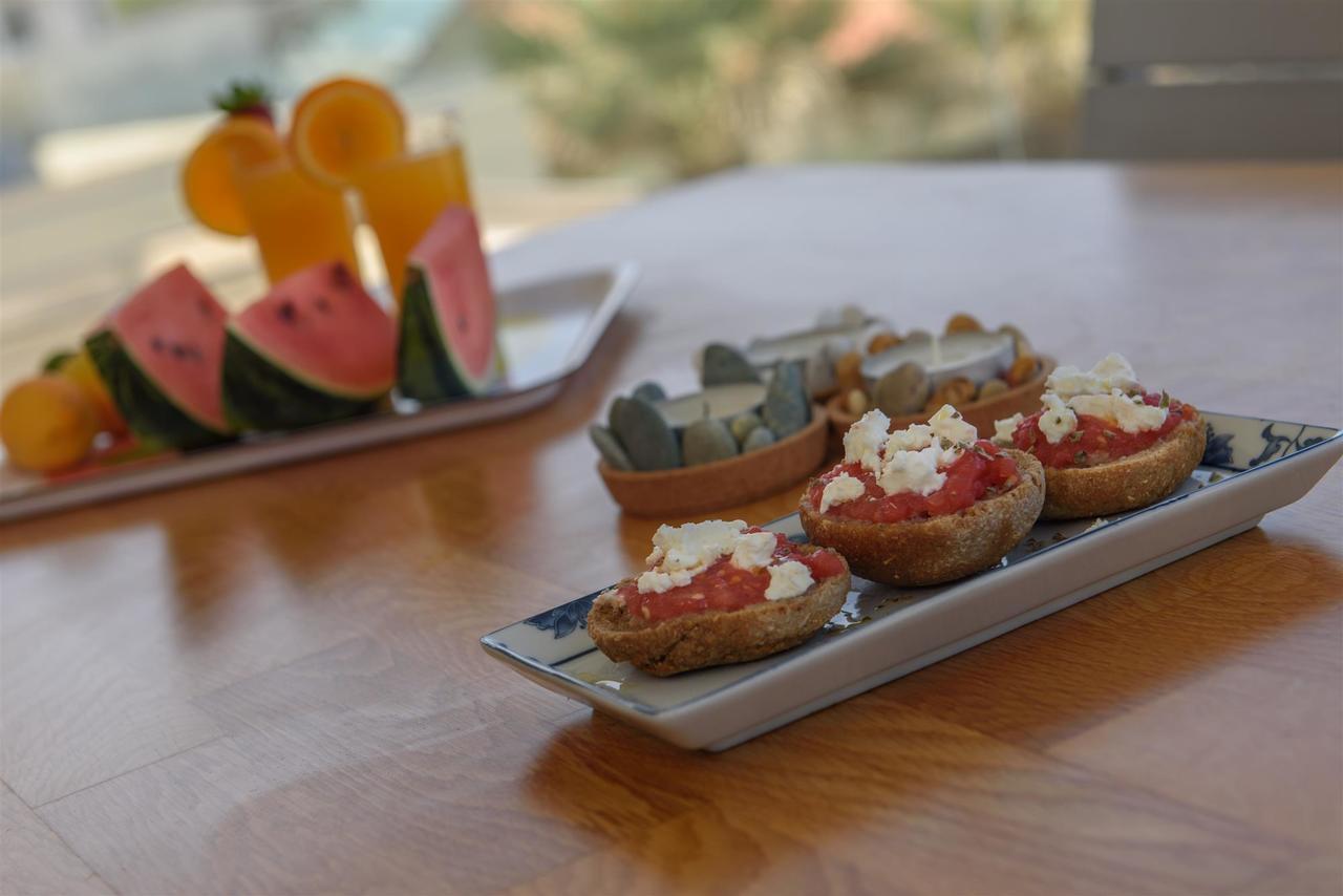 Rodia Beach Suites Kokkinos Pirgos Bagian luar foto