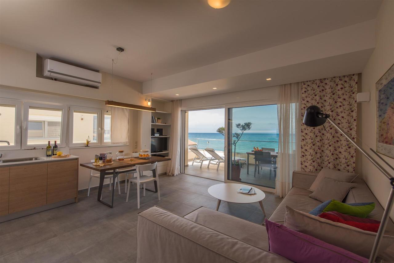Rodia Beach Suites Kokkinos Pirgos Bagian luar foto