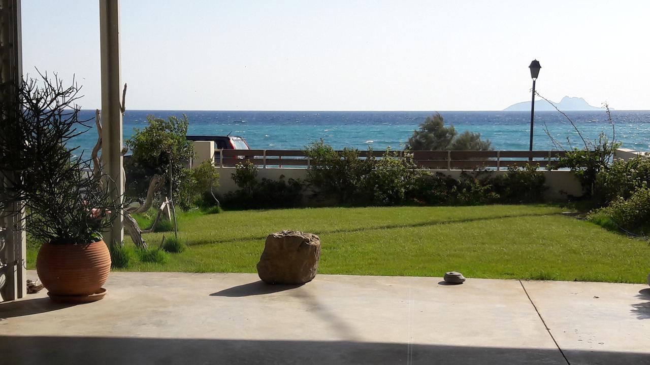 Rodia Beach Suites Kokkinos Pirgos Bagian luar foto
